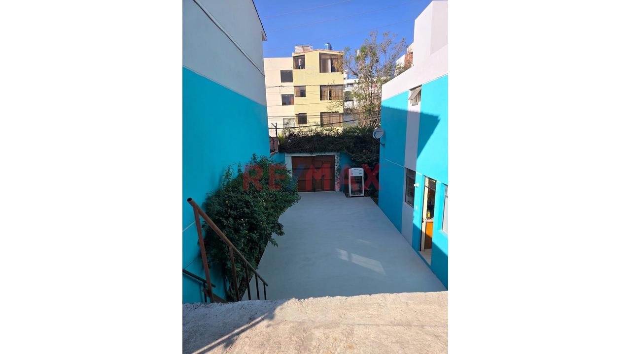 Casa En Urb. Cabaña María