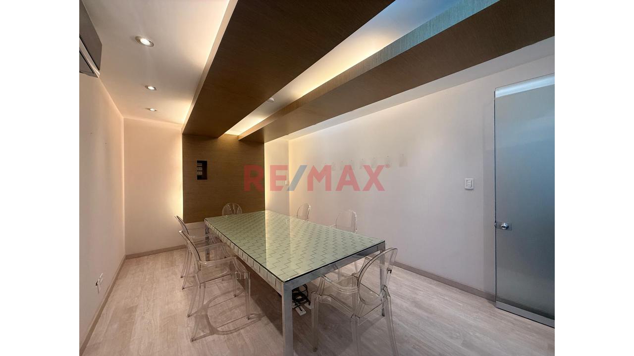 🏢 Oficina En Alquiler En San Isidro | 190 M² + 2 Cocheras Lineales (4 Vehículos ) — foto 9