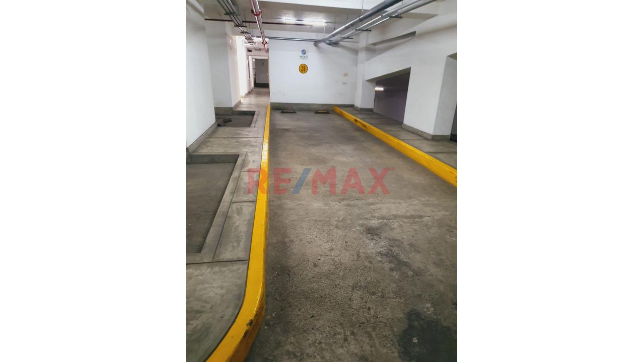 🏢 Oficina En Alquiler En San Isidro | 190 M² + 2 Cocheras Lineales (4 Vehículos ) — foto 13