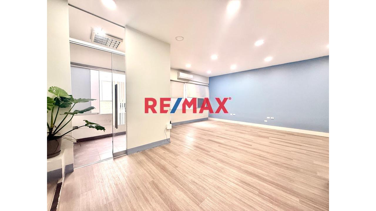 🏢 Oficina En Alquiler En San Isidro | 190 M²