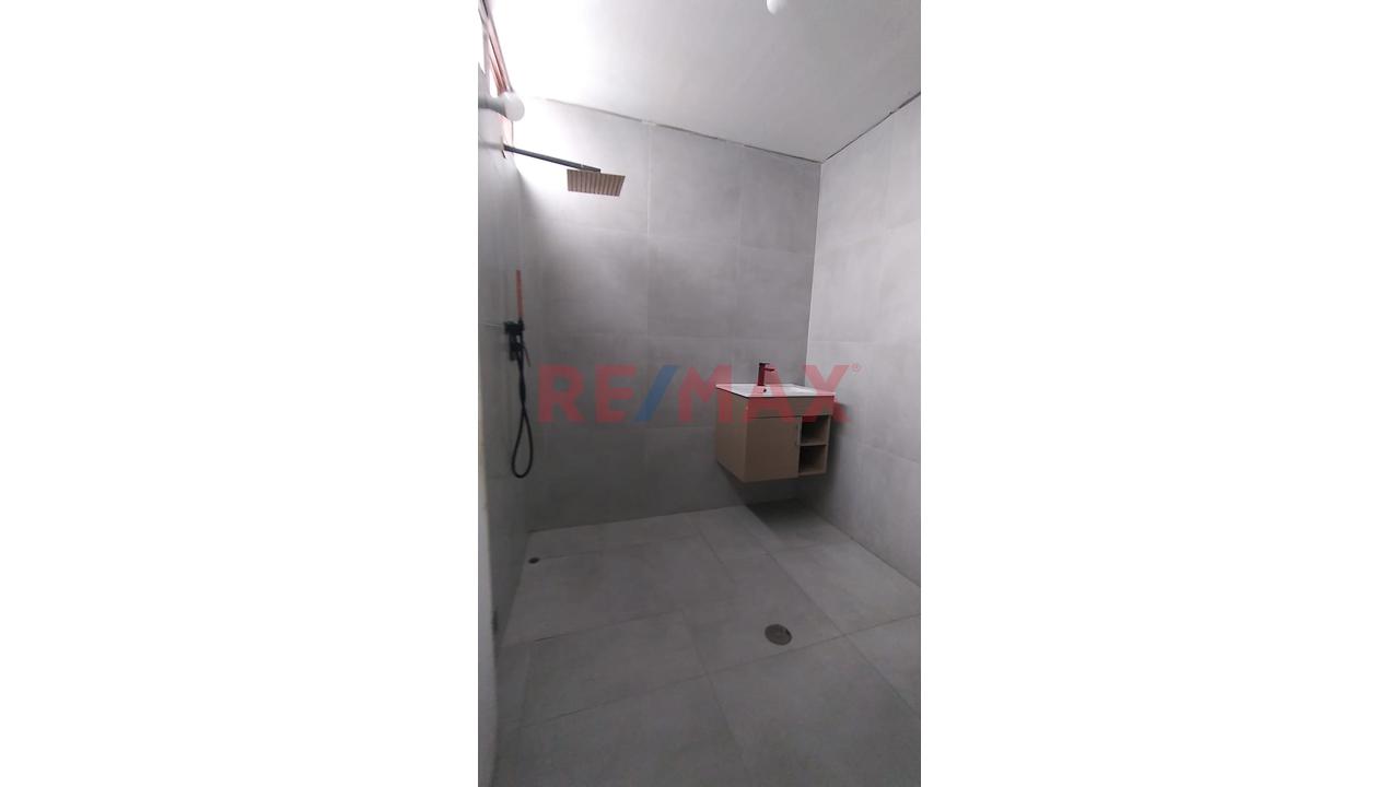 " Se Vende Casa De Dos (02) Pisos " - 2