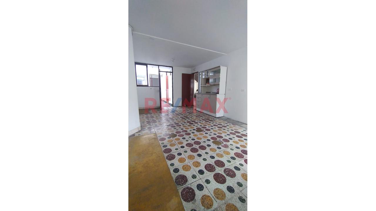" Se Vende Casa De Dos (02) Pisos " - 13