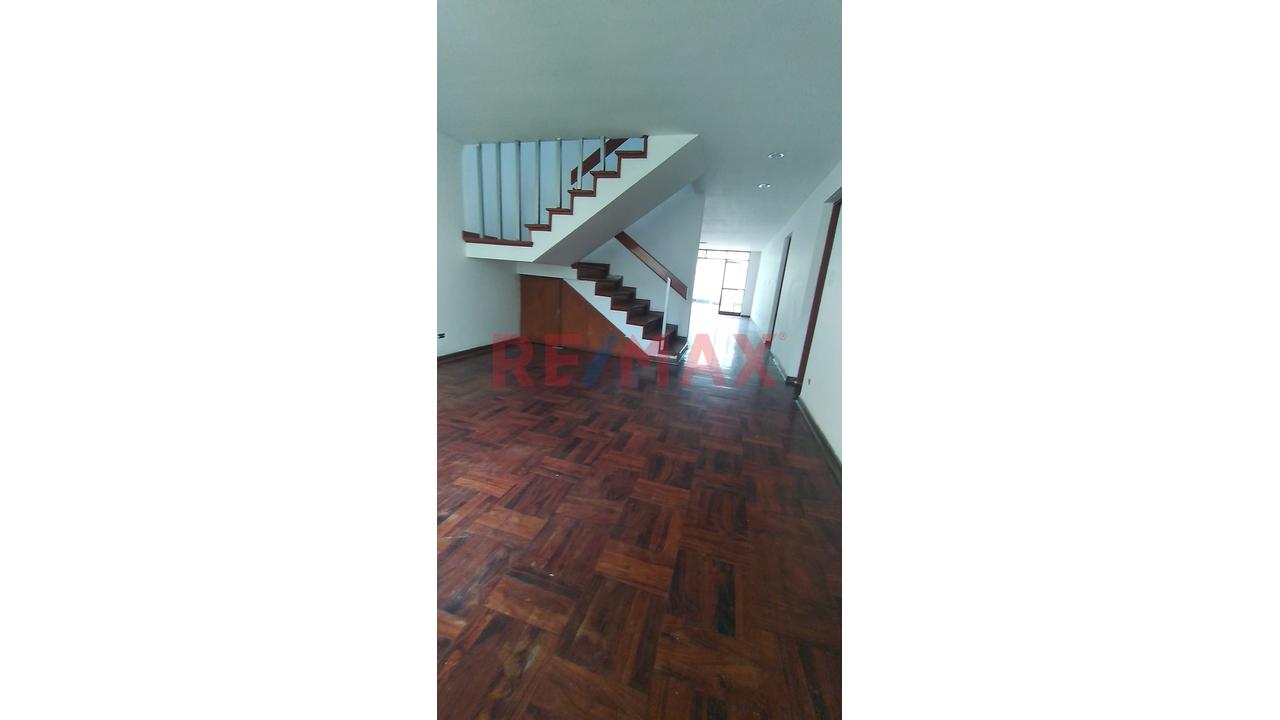 " Se Vende Casa De Dos (02) Pisos " - 9