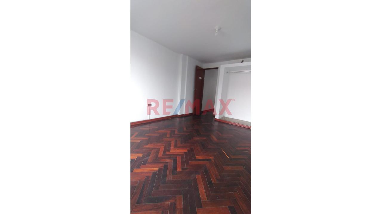 " Se Vende Casa De Dos (02) Pisos " - 11