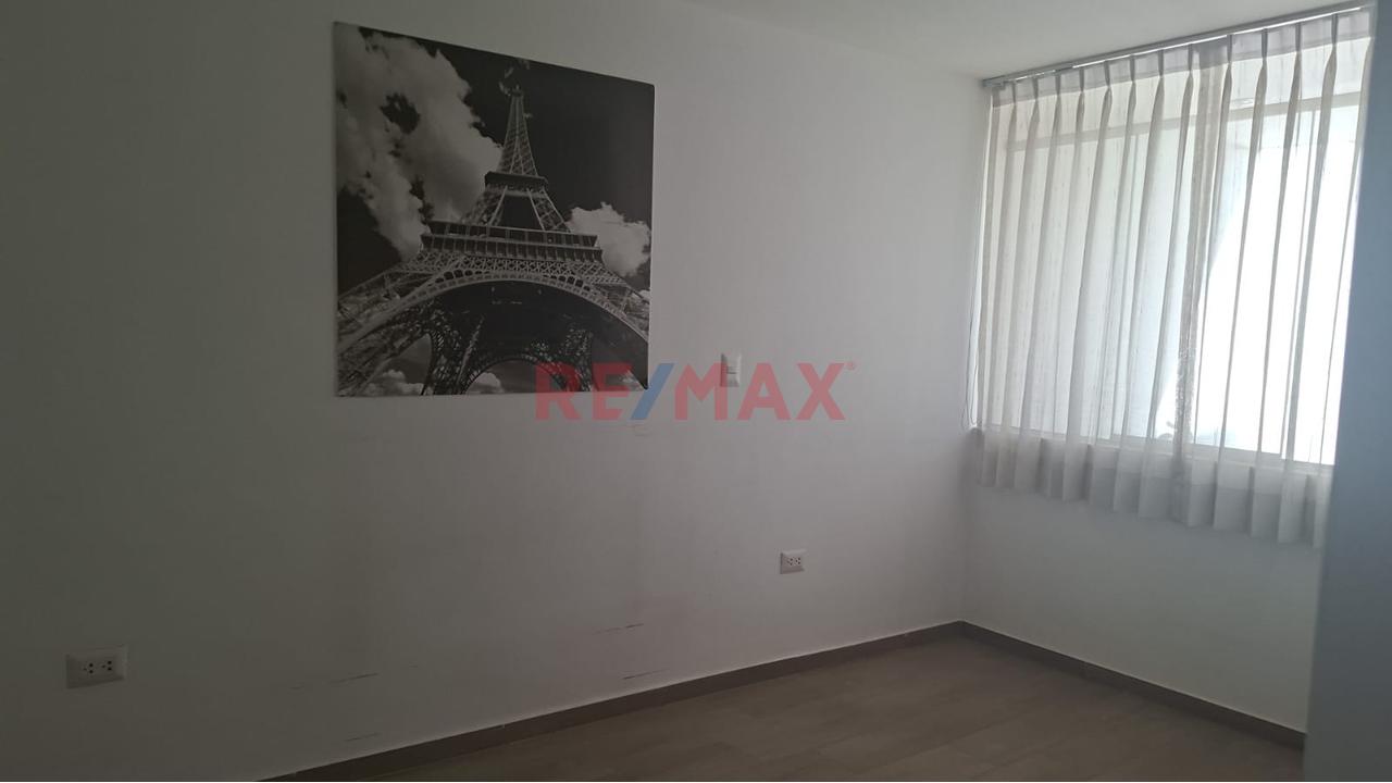 🏠 Departamento En Alquiler – Urb. Girasoles - 4