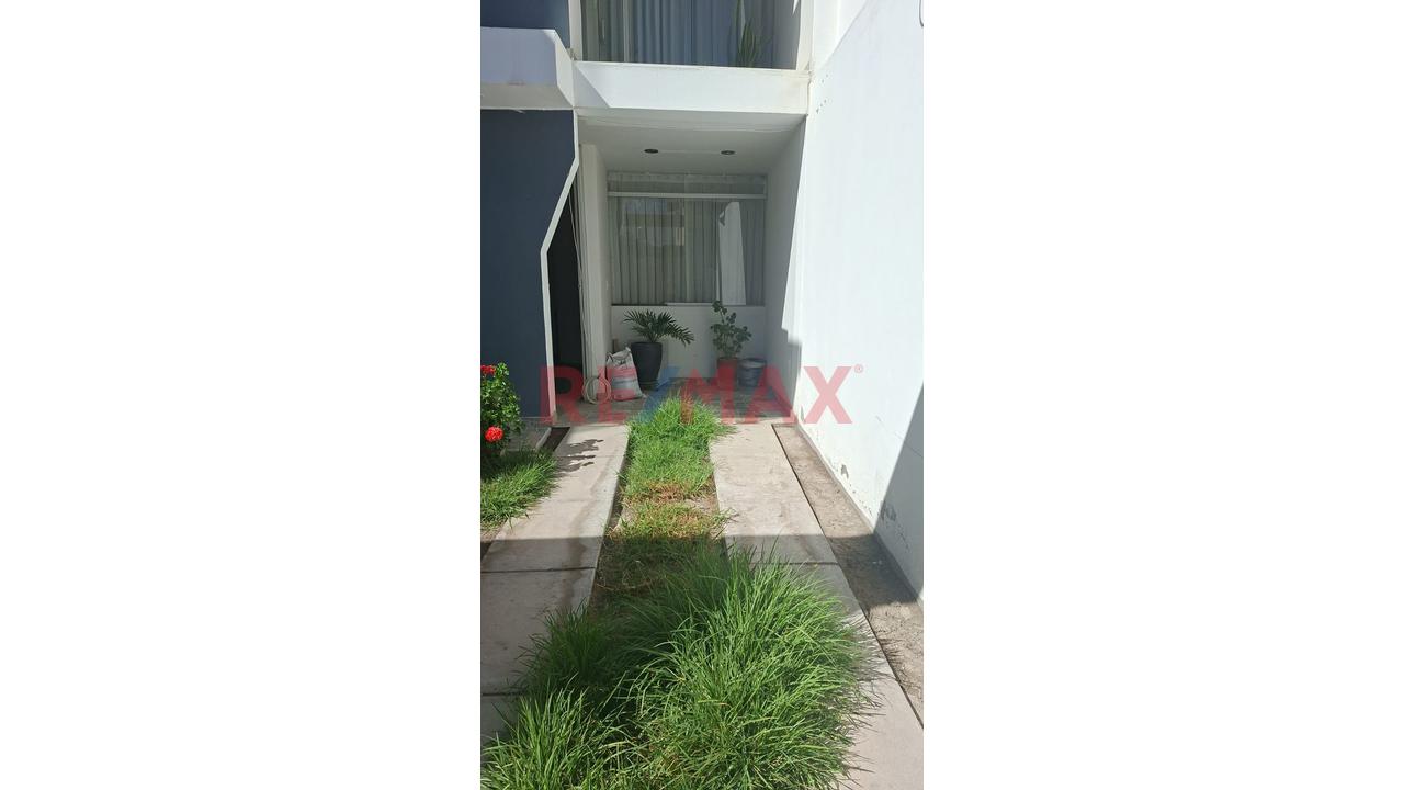 🏠 Departamento En Alquiler – Urb. Girasoles - 6