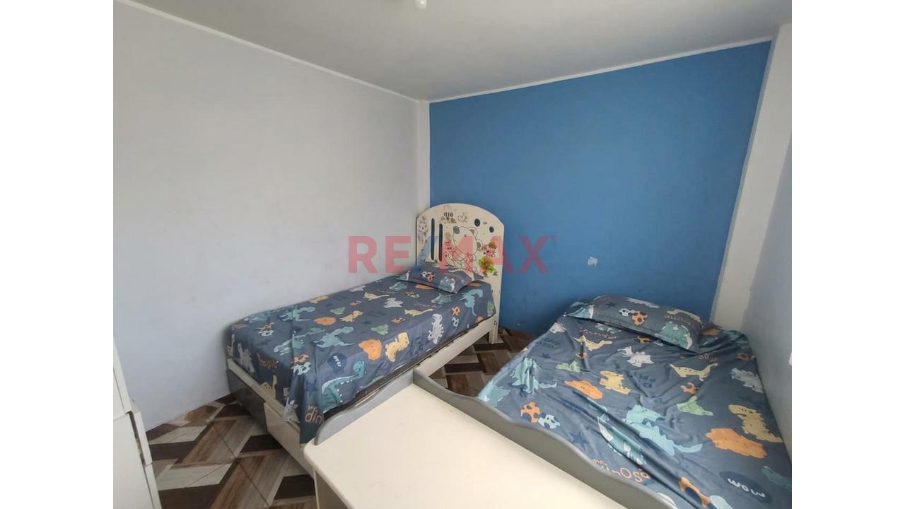 ¡Casa En Esquina En Venta En Sjl! 3 Niveles, Cochera/Negocio Y Gas Natural | Santa Rosa Del Sauce - 5
