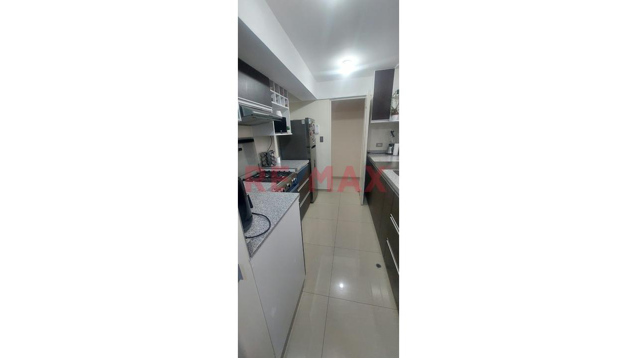 Alquiler De Moderno Departamento En Cerro Colorado - 5