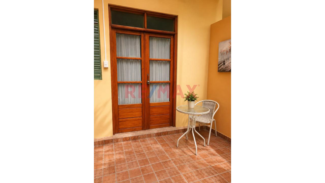 Ocasion Venta De Lindo Triplex Ubicado En Urb Los Cocos Del Chipe O S - 3