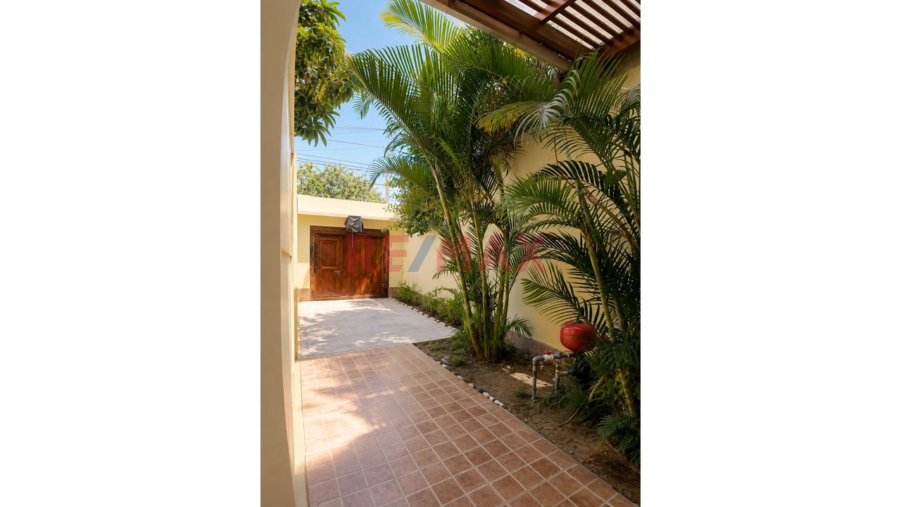 Ocasion Venta De Lindo Triplex Ubicado En Urb Los Cocos Del Chipe O S - 2