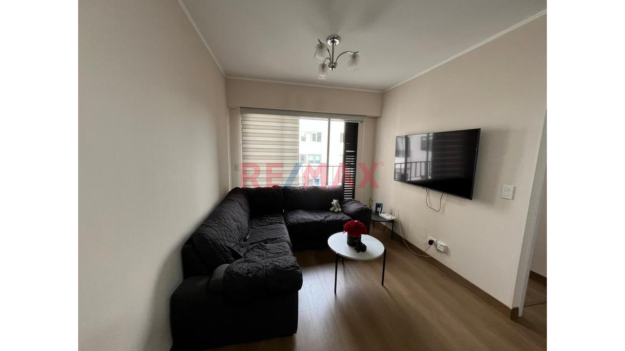 Alquilo Moderno Departamento Totalmente Amoblado En Surquillo Limite Con San Isidro — foto 11