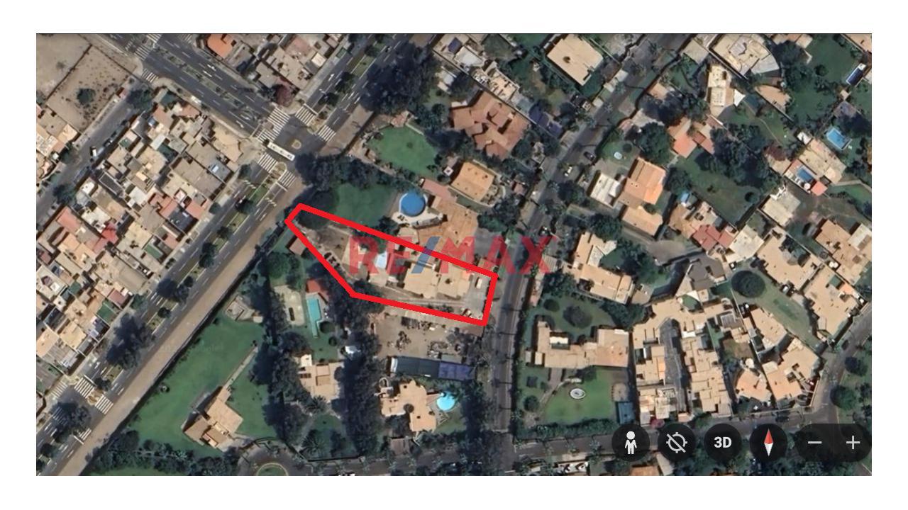 Venta De Casa Como Terreno En La Encantada De Villa Chorrillos - 1910 M2 - 18