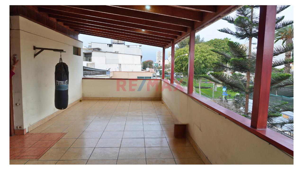 🏡 ¡Amplia Casa En Una Zona Exclusiva De San Miguel! - 10