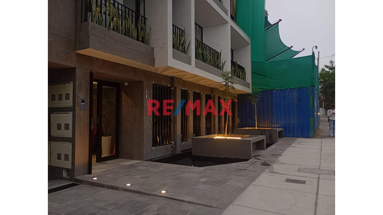 🏙️ Lujoso Dúplex En Miraflores | Doble Vista: Calle Y Parque ✨🌳 - 1