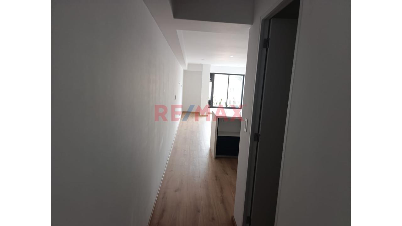 🏙️ Lujoso Dúplex En Miraflores | Doble Vista: Calle Y Parque ✨🌳 - 7