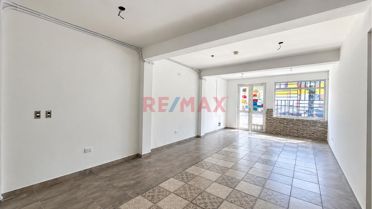 Local Comercial En 1Er Piso Urb. Matellini — foto 3