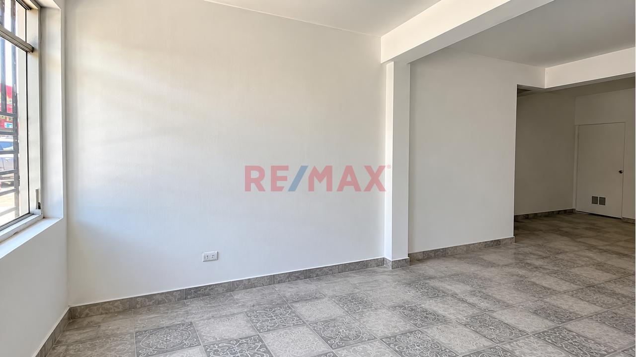 Local Comercial En 1Er Piso Urb. Matellini — foto 6
