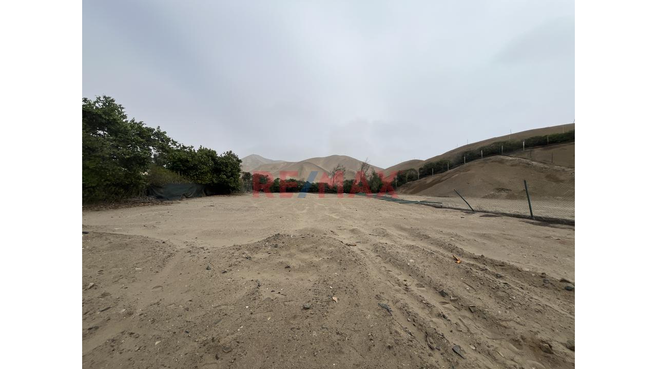Venta De Terreno De 1,627 M² En Las Colinas De San Antonio - 2