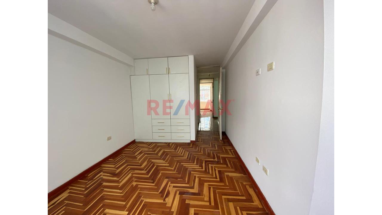 🏡 ¡Minidepartamento En Venta – Urb. Las Orquídeas - Cusco! - 2