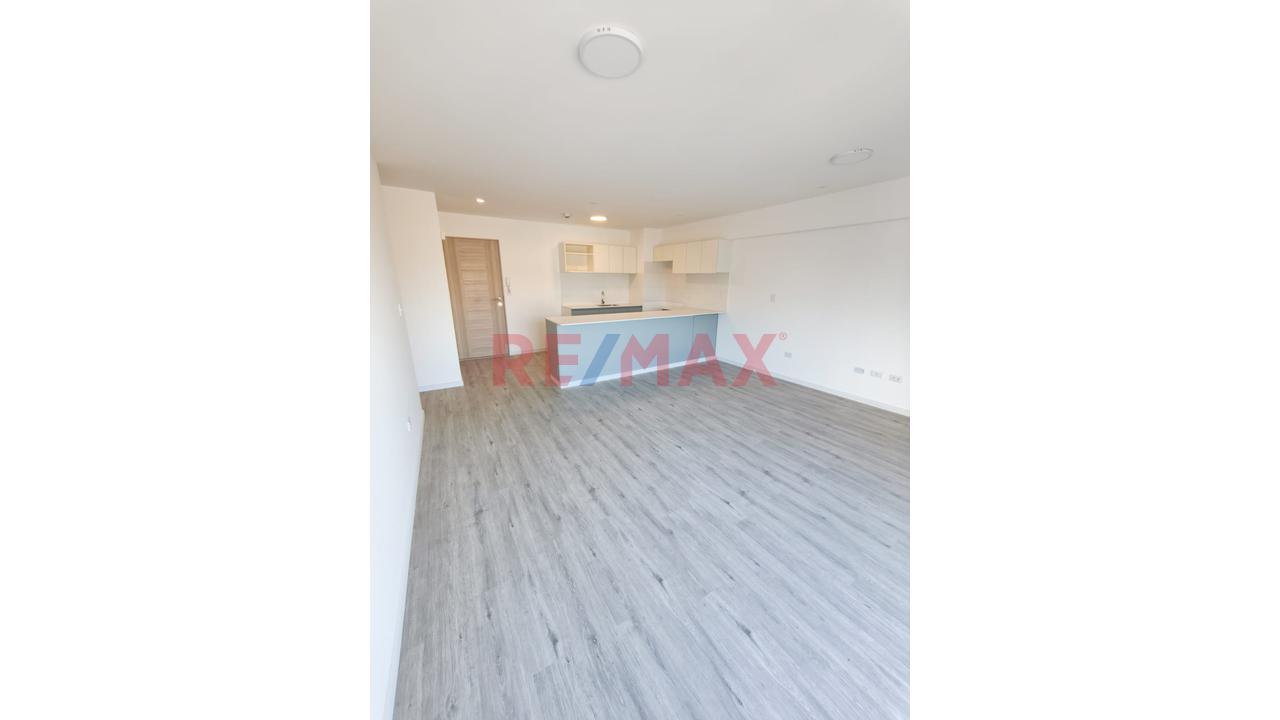 Se Alquila Departamento De Estreno En Residencial Acces (Los Arces) Con Cochera Para Camioneta - 3