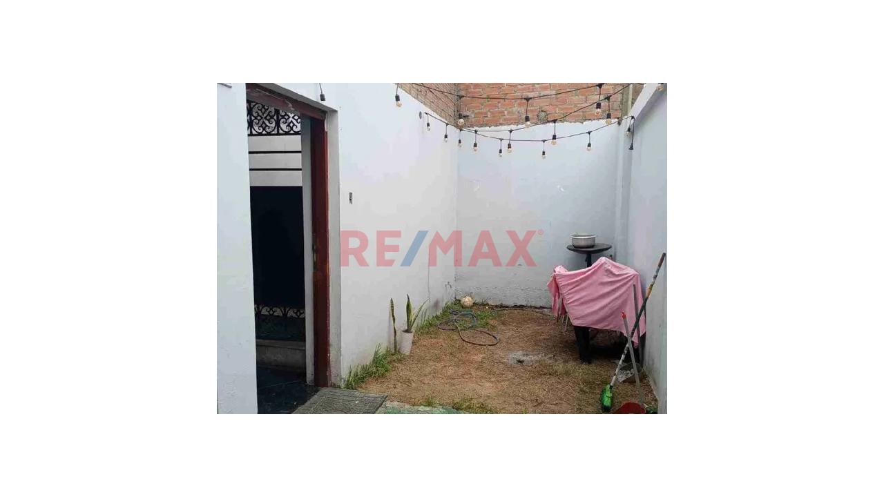 🏠 Casa De 2 Pisos En Venta - San Martin De Porres - 2
