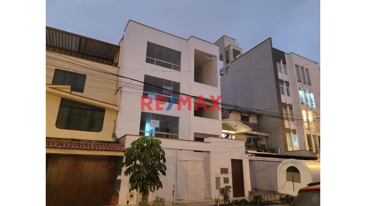 ¡Estrena Departamento En Rosario De Villa, Chorrillos!