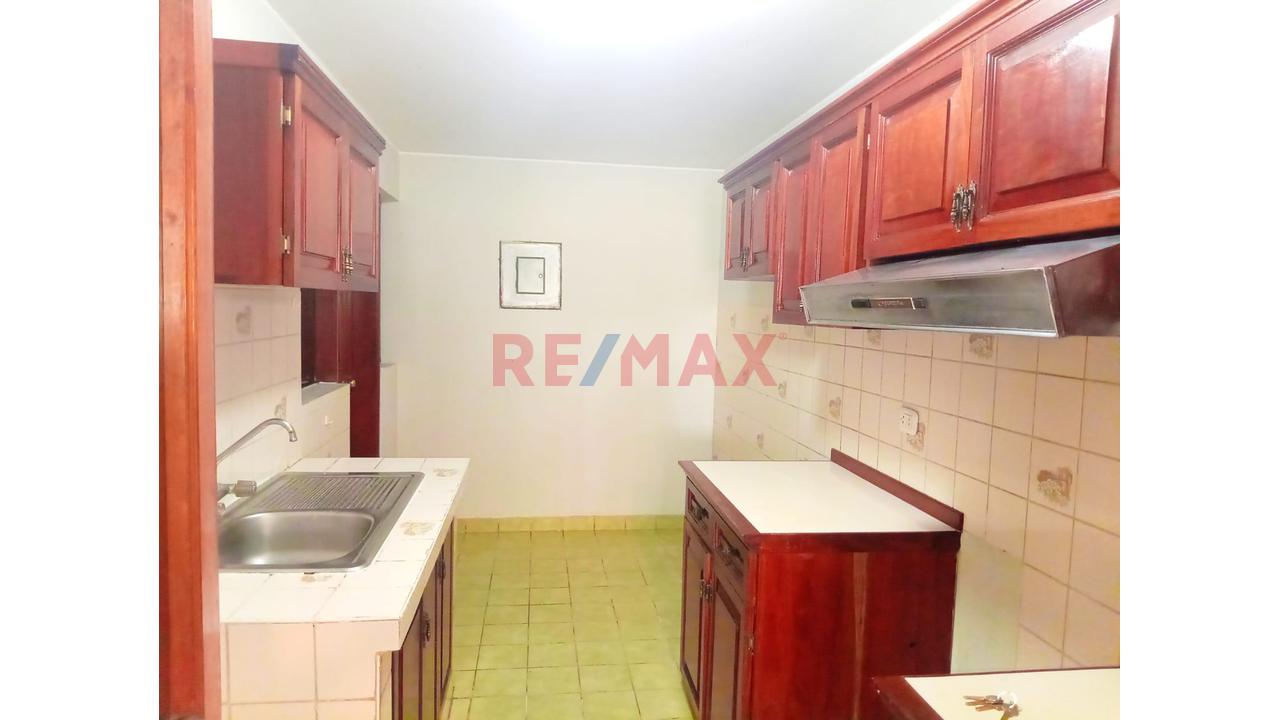 ¡Oportunidad En Surco! Departamento En Alquiler En 1Er Piso Cerca A Upc Y Esan — foto 5