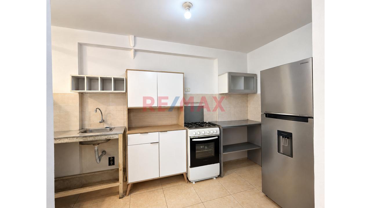 Casa En Venta - Villa Maria De Triunfo - 9