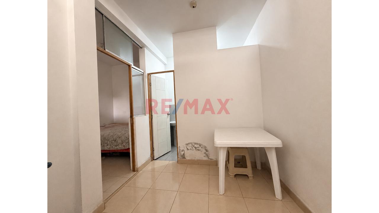 Casa En Venta - Villa Maria De Triunfo - 2