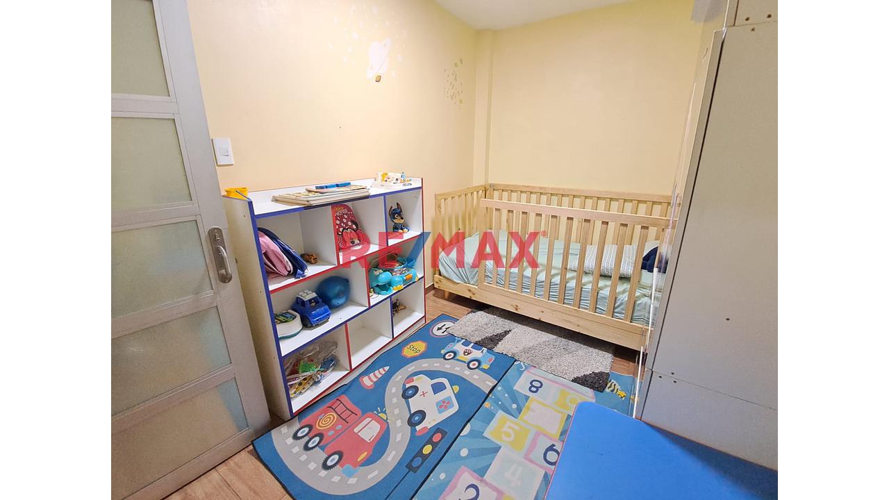 🚨 ¡Ocasión Para Vivir E Invertir En Sjl! 🏡💰 🔥 Casa De 3 Pisos + Amplia Azotea - 3
