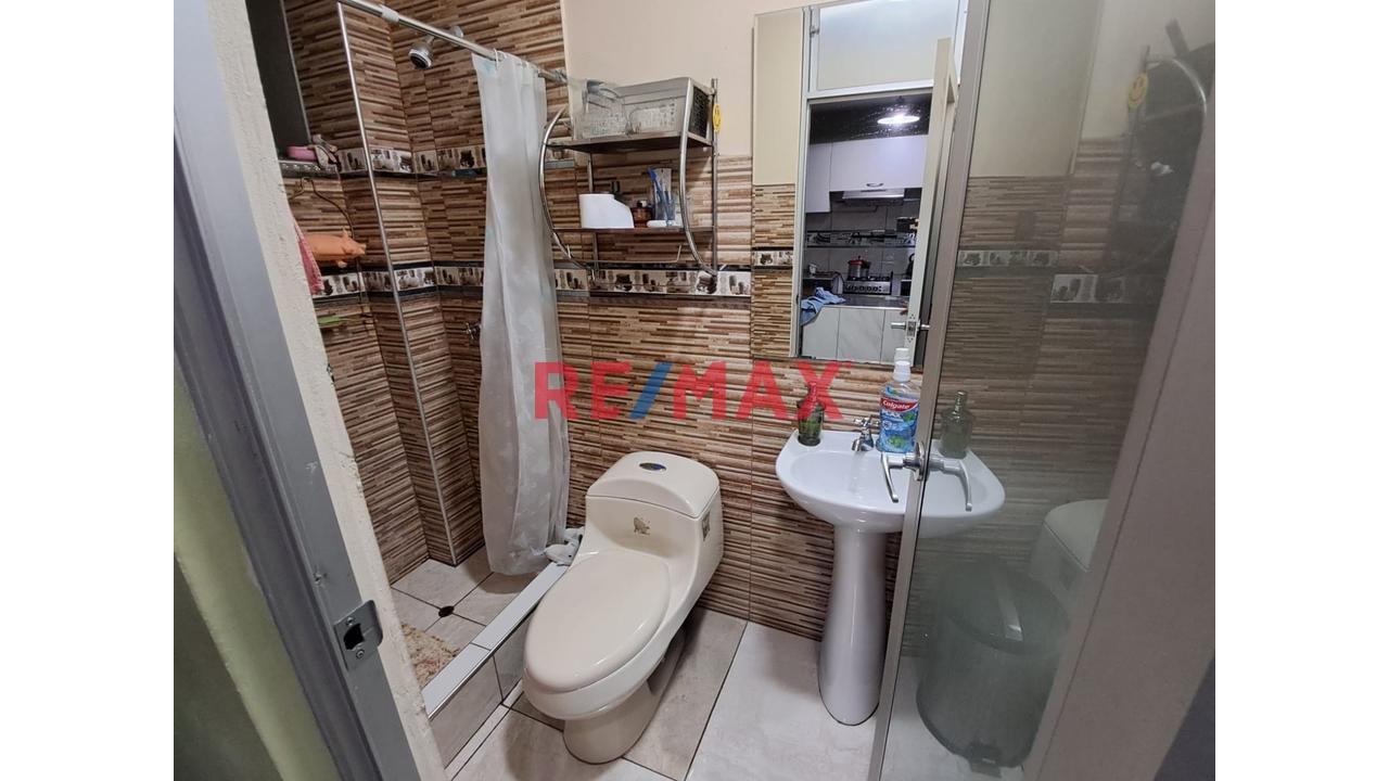 🚨 ¡Ocasión Para Vivir E Invertir En Sjl! 🏡💰  🔥 Casa De 3 Pisos + Amplia Azotea — foto 13