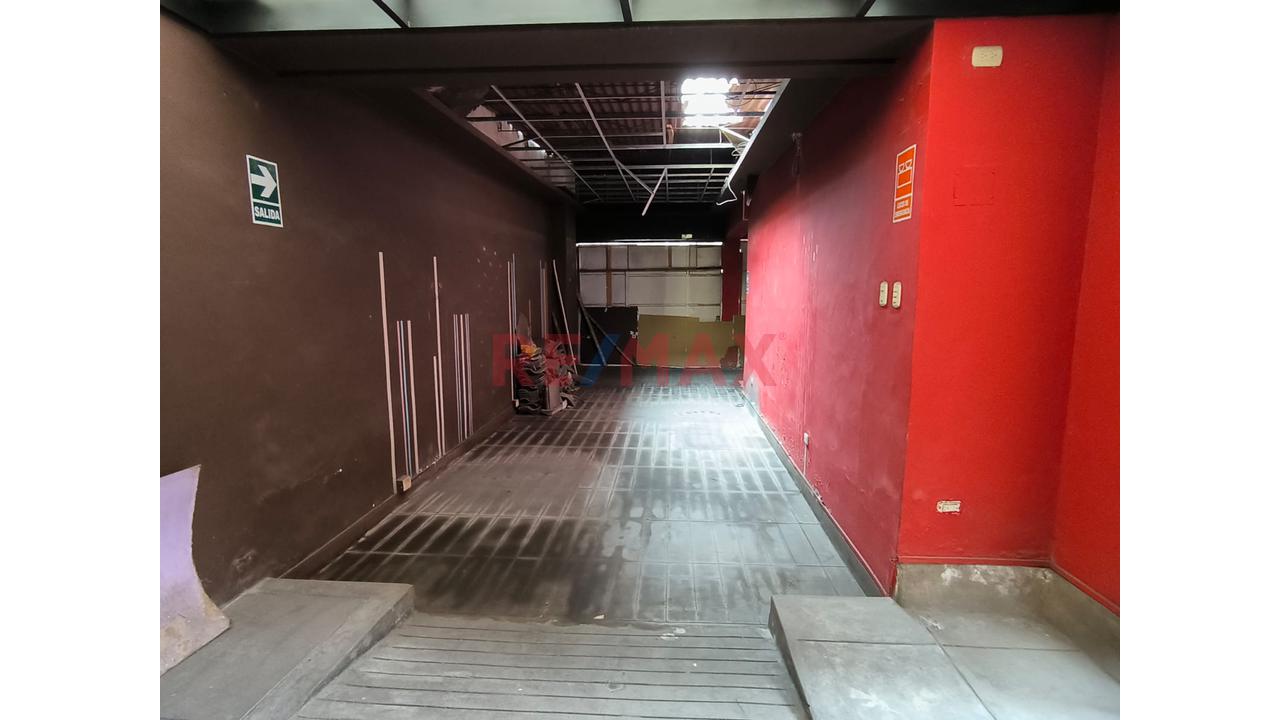 Se Vende Casa Como Terreno En San Isidro – Country Club | 610 M² | 8 Pisos | Avenida Principal — foto 7