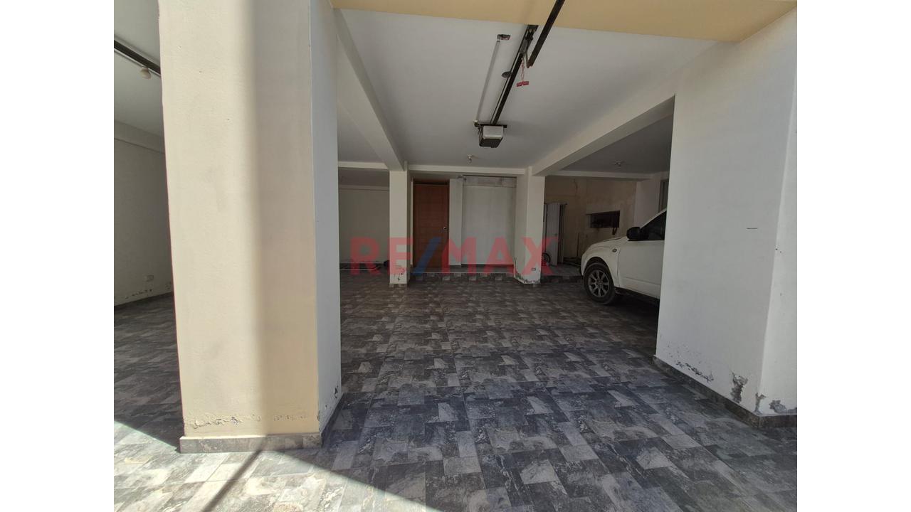 Exclusivo Dúplex En Esquina Frente A Parque Con Terraza Y Vista A Los Volcanes - 6