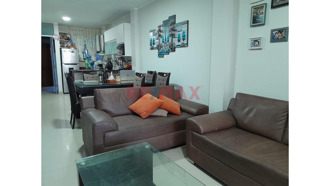 Se Vende Casa En Urb. Rosa De America 2Da Etapa. - 11