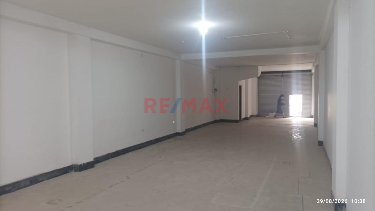 Local Comercial De 100 M2 Frente A Avenida El Sol De Naranjal,A Pasos Del Óvalo Canta Callao — foto 4