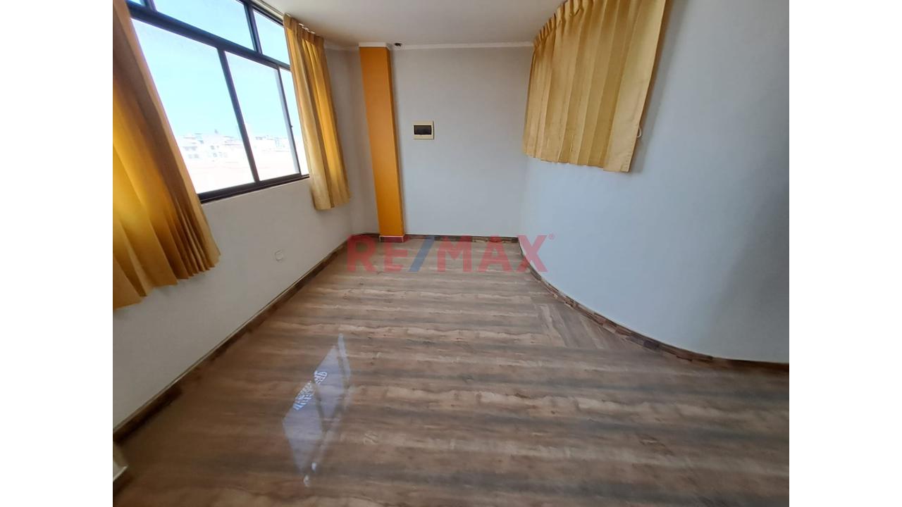 Edificio En Alquiler Carlos Stein José Leonardo Ortiz - 4