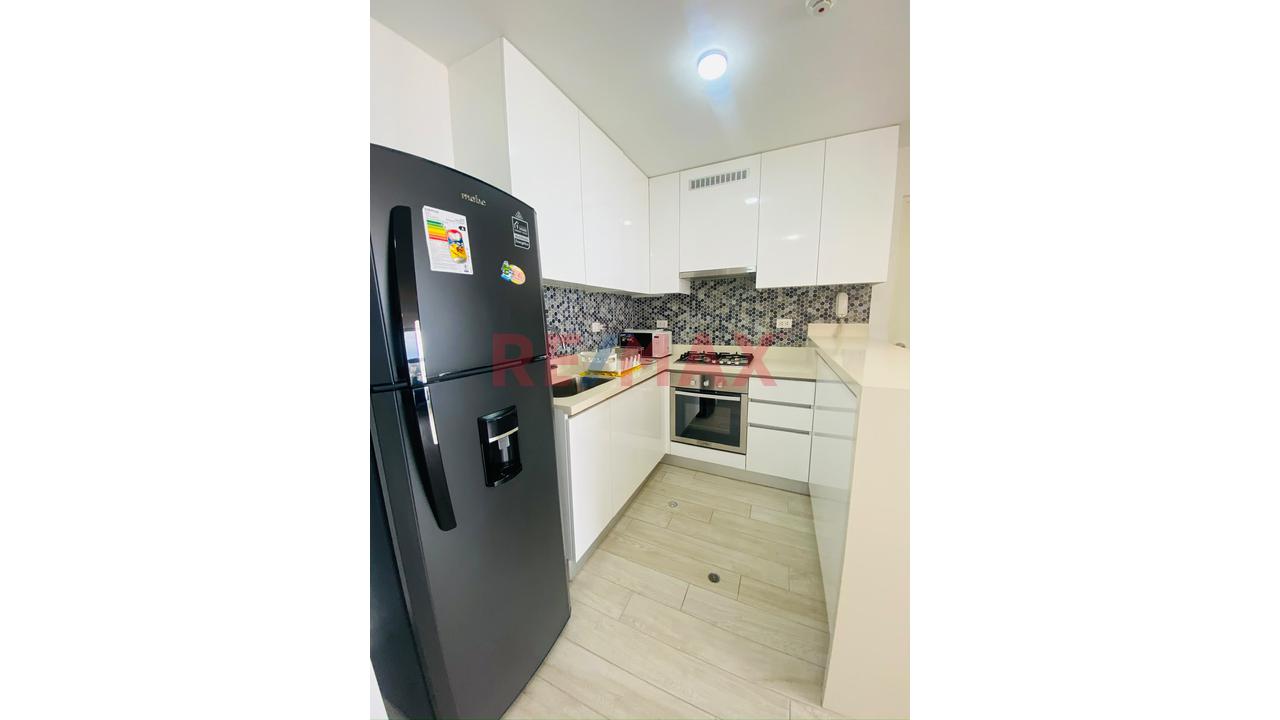 Moderno Dpto. Flat En Venta | Vista Panorámica A La Costa Verde + Cochera — foto 3
