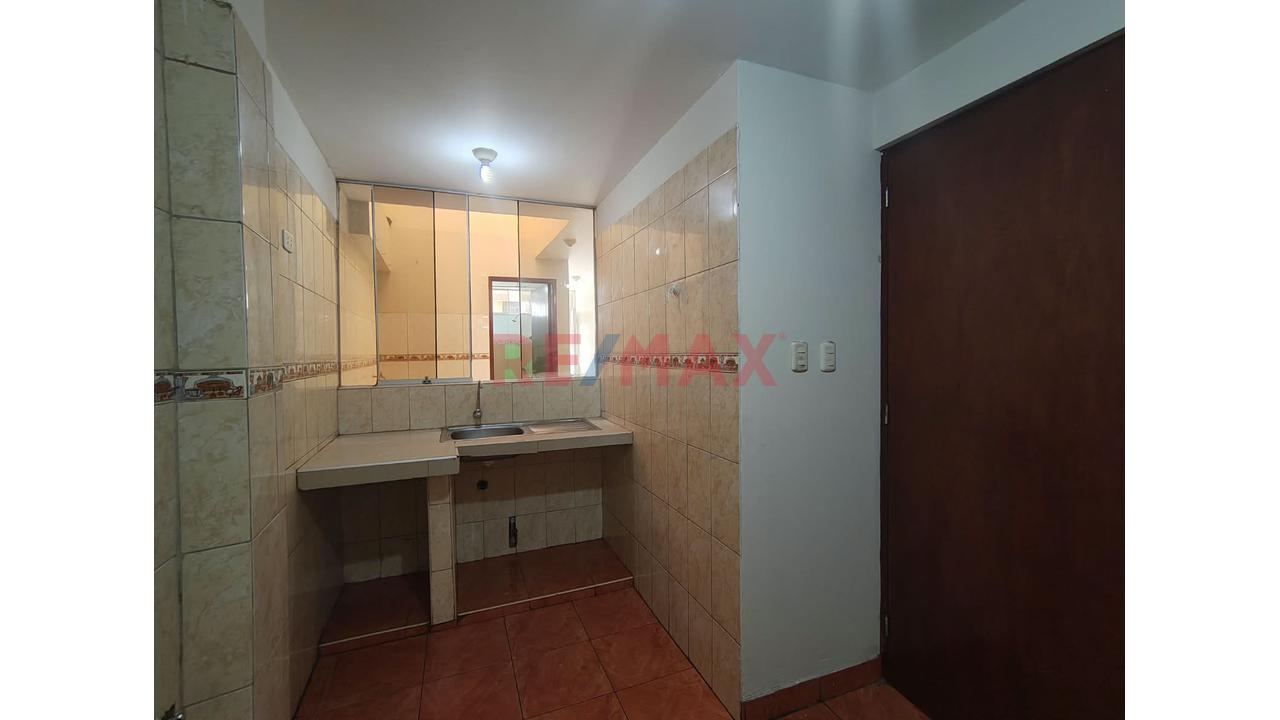 Se Alquila Minidepartamento En 3Er Piso, 2Dor-1Baño - 5