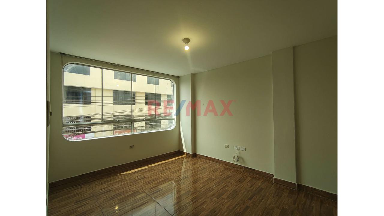 Se Alquila Minidepartamento En 3Er Piso, 2Dor-1Baño