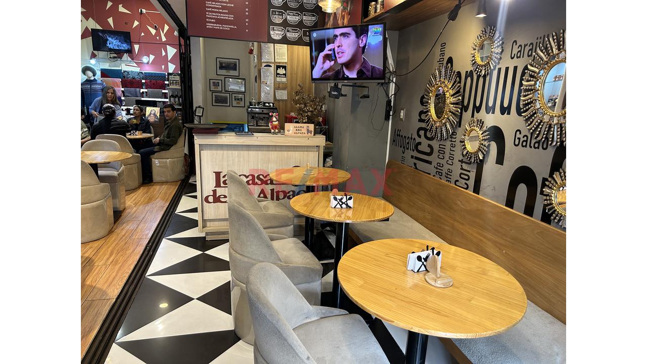 📍 **Se Alquila Local Comercial En Miraflores** - 2