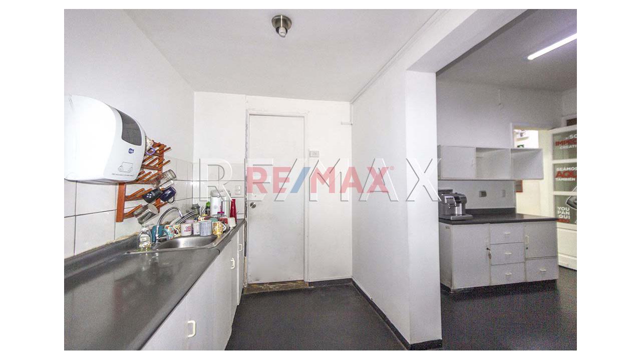 Se Vende Terreno De 797 M² En La Cdra. 29 De Av. Salaverry. 20.15 Ml De Frente. Ideal Para Proyecto. Terreno En Excelente Ubicación De San Isidro – Ideal Para Proyecto — foto 15