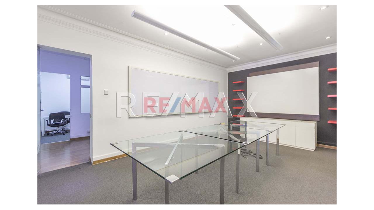 Se Vende Terreno De 797 M² En La Cdra. 29 De Av. Salaverry. 20.15 Ml De Frente. Ideal Para Proyecto. Terreno En Excelente Ubicación De San Isidro – Ideal Para Proyecto — foto 12