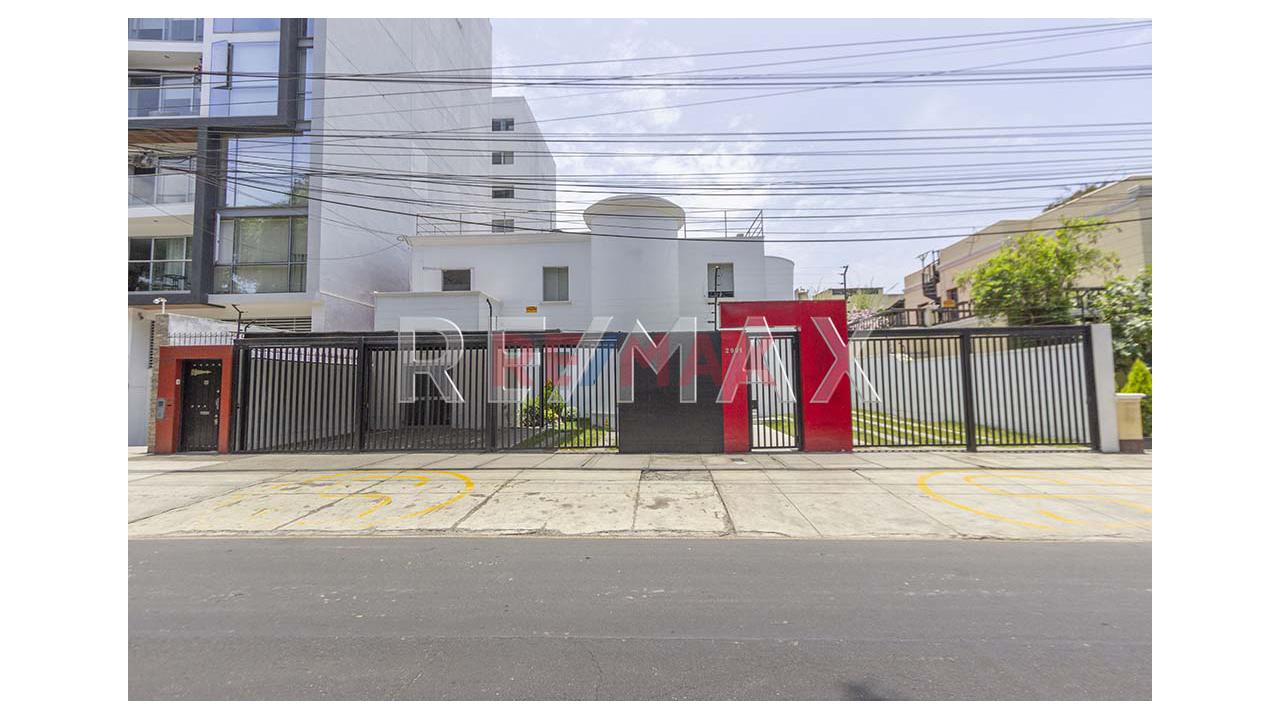 Se Vende Terreno De 797 M² En La Cdra. 29 De Av. Salaverry. 20.15 Ml De Frente. Ideal Para Proyecto. Terreno En Excelente Ubicación De San Isidro – Ideal Para Proyecto