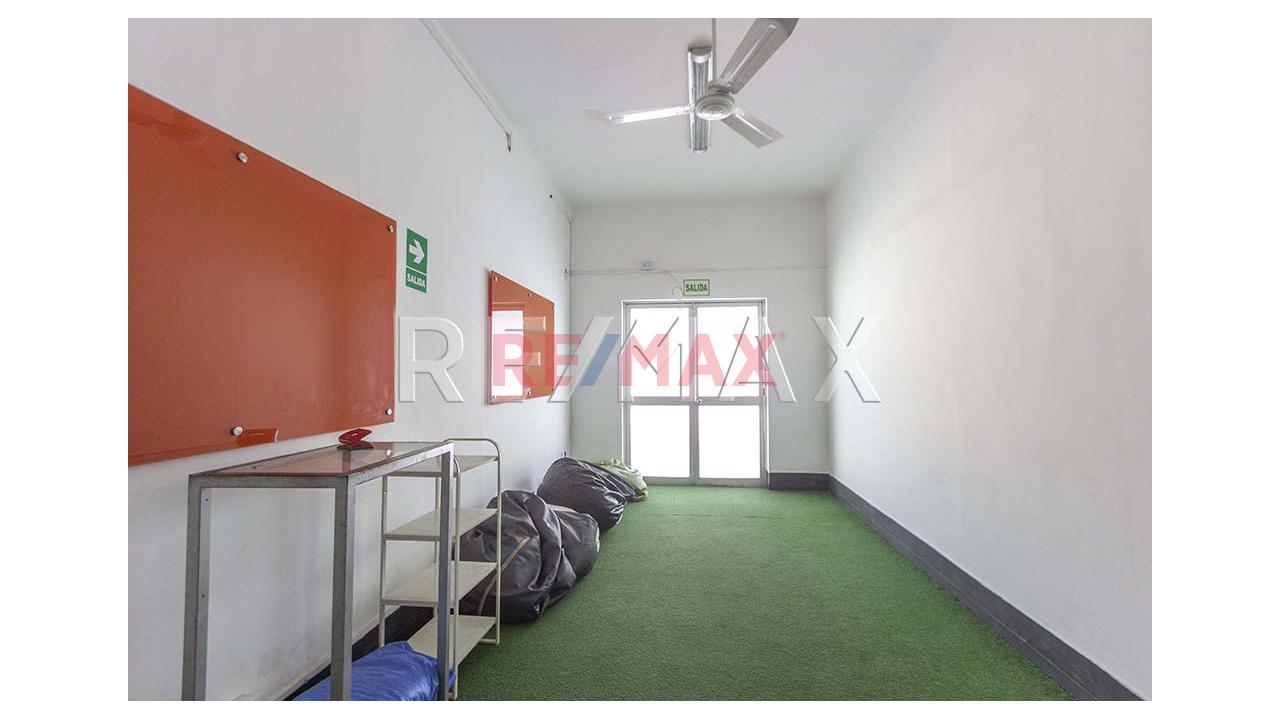 Se Vende Terreno De 797 M² En La Cdra. 29 De Av. Salaverry. 20.15 Ml De Frente. Ideal Para Proyecto. Terreno En Excelente Ubicación De San Isidro – Ideal Para Proyecto - 16