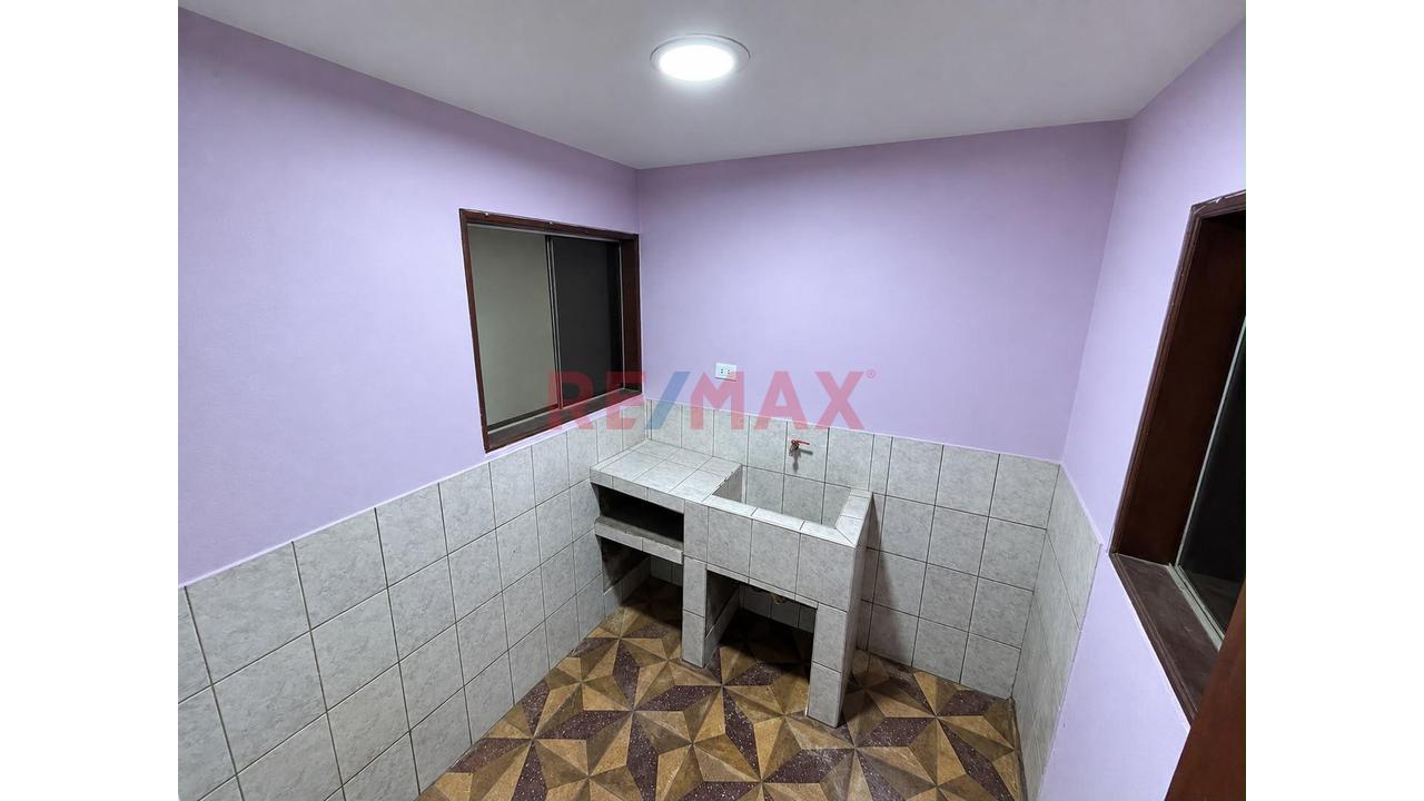 ¡Gran Oportunidad De Inversión Y Vivienda En Villa María Del Triunfo! — foto 7