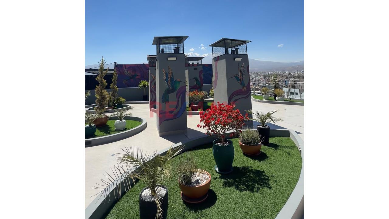 Departamento De Lujo En Estreno | 2 Dormitorios | Airbnb | Totalmente Amoblado | Garantizados Vista Y Clima Ideal - 2
