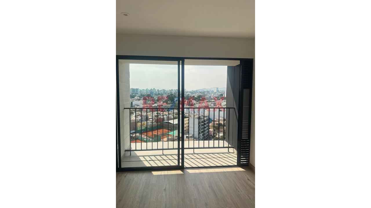 Estreno / Semi Amoblado / Limite Barranco Miraflores / Piso 16 / Vista Panoraminca / Areas Comunes / Cochera — foto 7