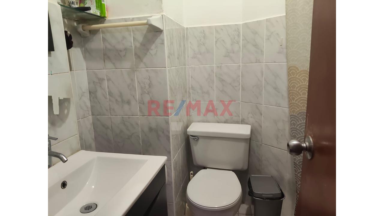 En Venta Departamento ¡Primer Piso Con Jardin Y Estacionamiento Para 2 Vehiculos! - 17