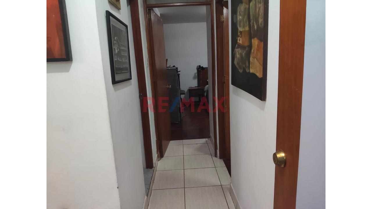 En Venta Departamento ¡Primer Piso Con Jardin Y Estacionamiento Para 2 Vehiculos! — foto 10
