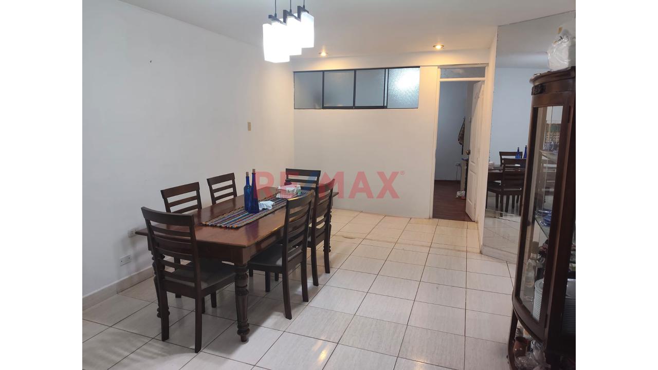 En Venta Departamento ¡Primer Piso Con Jardin Y Estacionamiento Para 2 Vehiculos! — foto 5